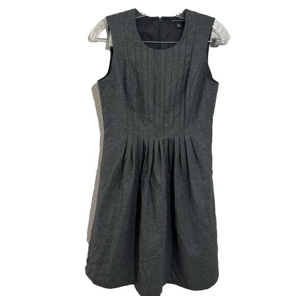 Banana Republic Women's Wool Stretchy Dress Pleated Front Fully Lined  Size 4‎ - Picture 1 of 4